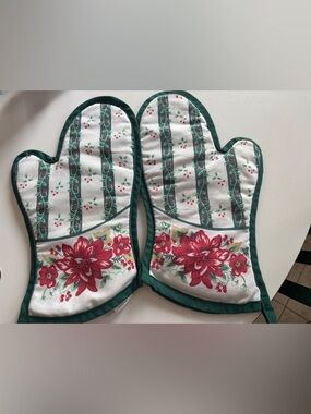CAMBRIDGE KITCHEN PRODUCTS FLORAL OVEN MITTS
